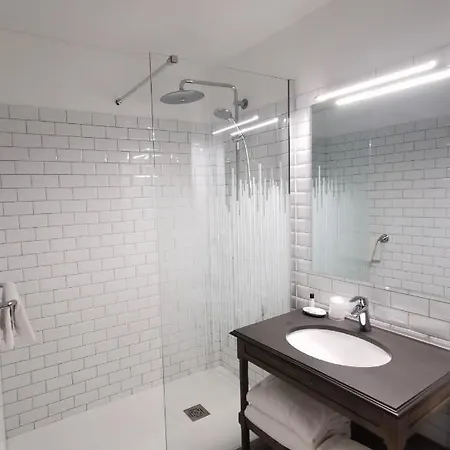 מלון De La Cathedrale