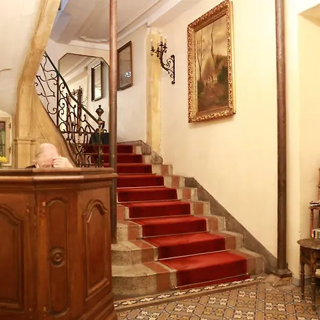 فندق De La Cathedrale
