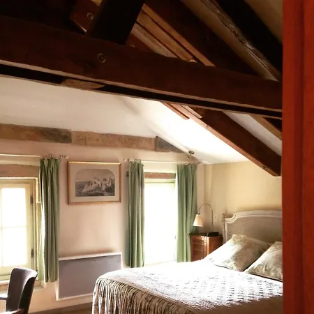 De La Cathédrale 3*