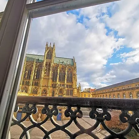De La Cathedrale מלון 3*