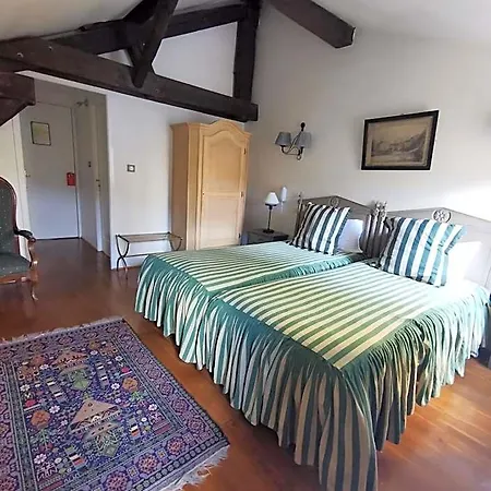 De La Cathédrale Hotel 3*
