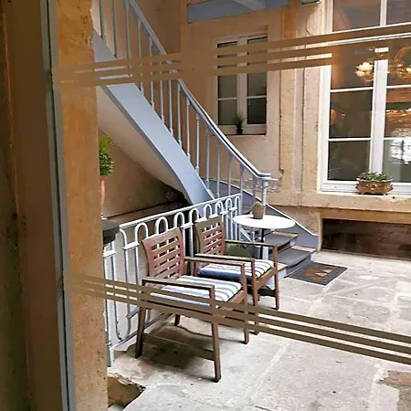 De La Cathédrale Hotel 3*