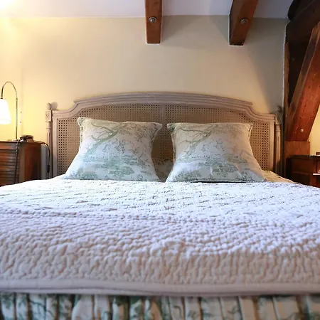 De La Cathédrale Hotel 3*