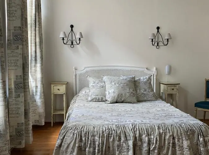 Hotel De La Cathedrale Metz