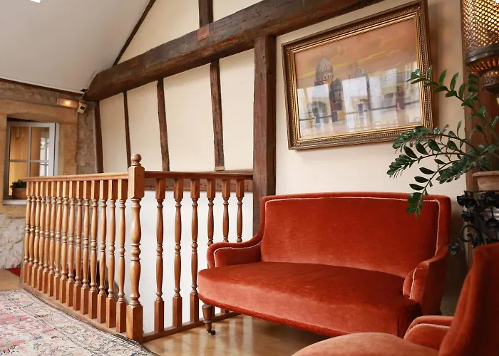 Hotel De La Cathedrale 3*